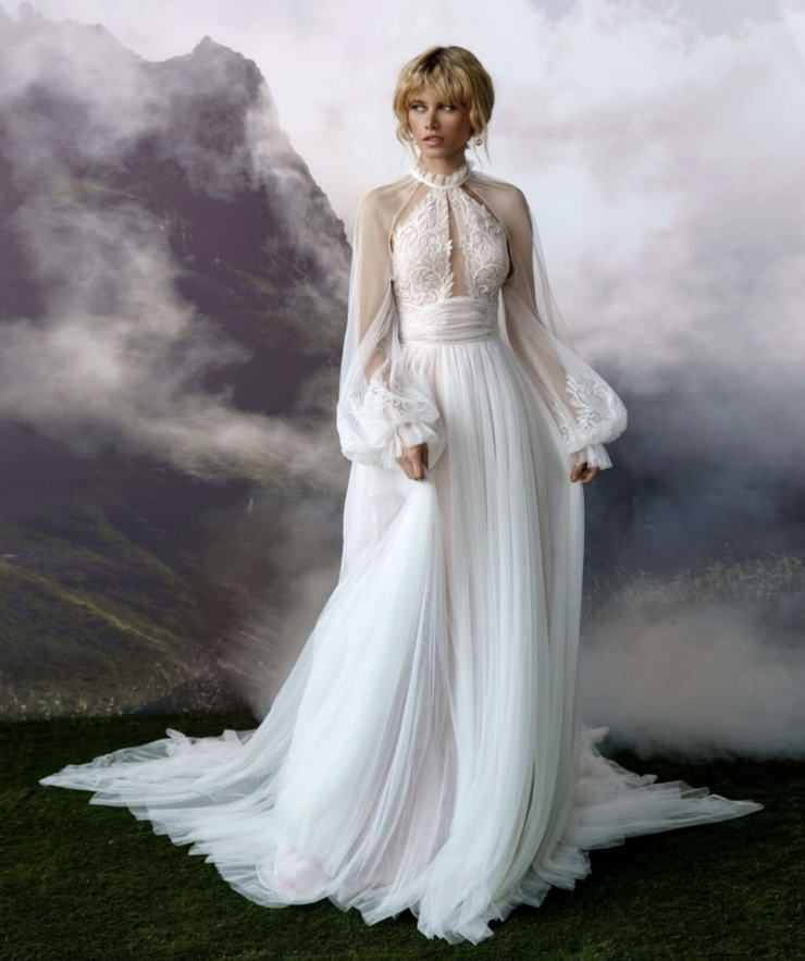 Chic Coverage: Top Sleeve Styles Transforming Modern Wedding Dresses Image