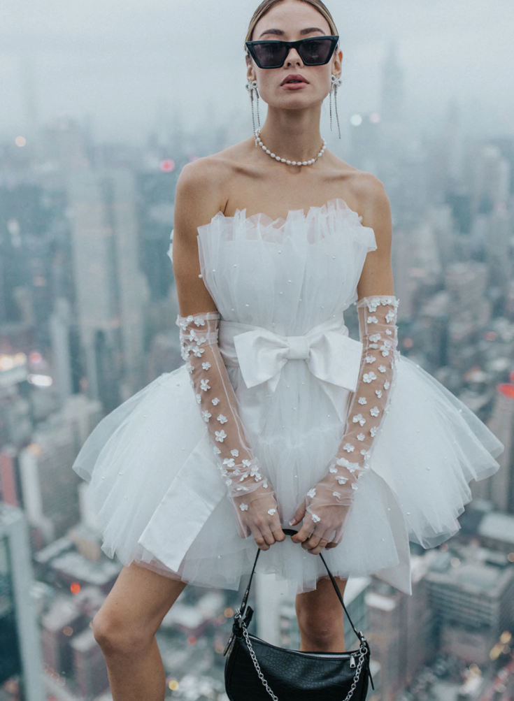 The Trendiest Bridal Accessories in 2023 Image