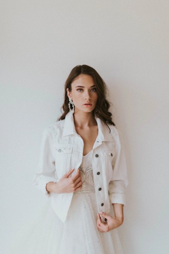 Untamed Petals #Posy White Mrs Jacket #0 default thumbnail