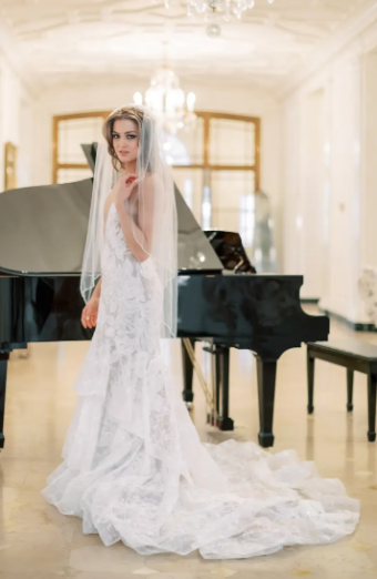 Toni Federici Maldives #3 default Light Ivory thumbnail