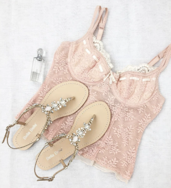 Bella Belle Luna #8 Gold thumbnail