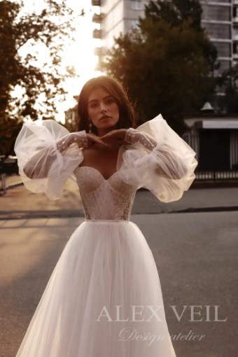 Alex Veil #Greta w/ Detachable Sleeves #1 thumbnail