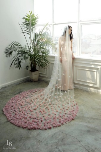 Lamnhi Studio Style# LS87 #1 Light Ivory thumbnail