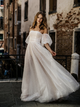 Jolie Bridal Style# 22-J08 #5 Original thumbnail