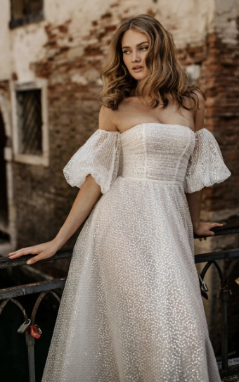 Jolie Bridal Style# 22-J08 #4 Original thumbnail