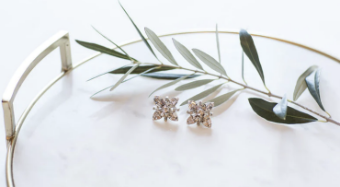 Untamed Petals Quinn Earrings #1 Gold thumbnail