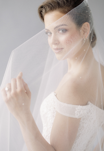 Toni Federici Fairytale #3 default Light Ivory thumbnail