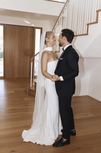 MWL Kate #1 Ivory thumbnail