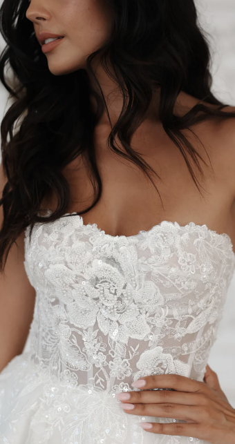 Untamed Petals Jacqueline #3 White thumbnail