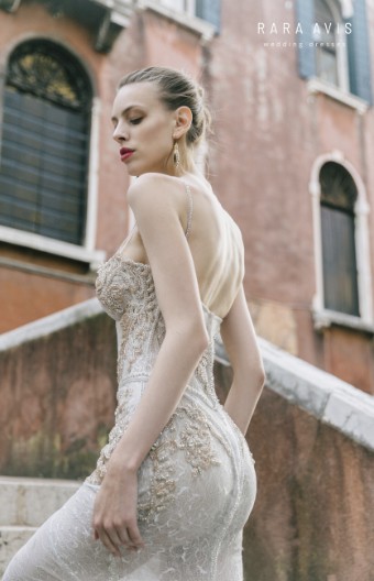 Rara Avis Darlin (RA) #4 default Milk/Silver thumbnail