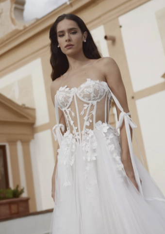 Rara Avis Ulyana (RA) #2 White thumbnail