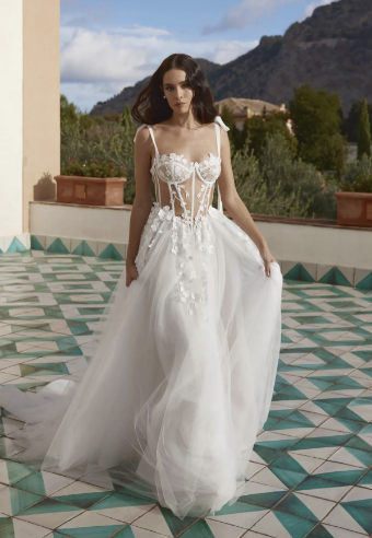 Rara Avis Ulyana (RA) #0 default White thumbnail