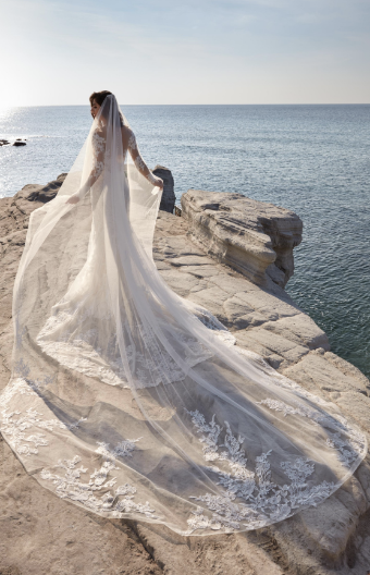 Eddy K Style# Idina Catherdral Veil #0 default Iv thumbnail