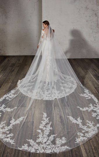 Eddy K Style# Idina Catherdral Veil #7 default Iv thumbnail