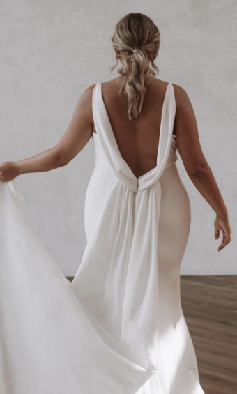 MWL Harry Detachable Train #5 Ivory thumbnail