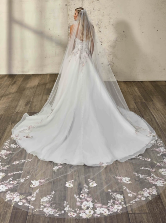 Eddy K Style# Blume Cathedral Veil #0 default Ivory Multi thumbnail