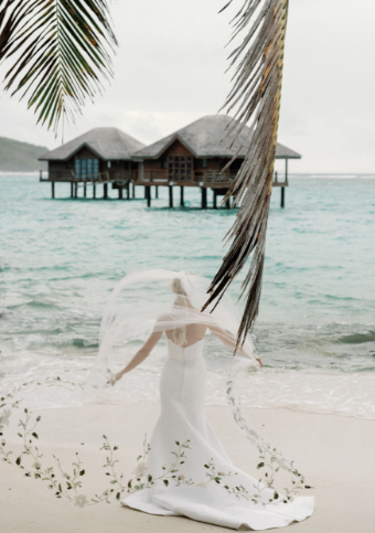 Toni Federici Morning Glory #1 Light Ivory thumbnail