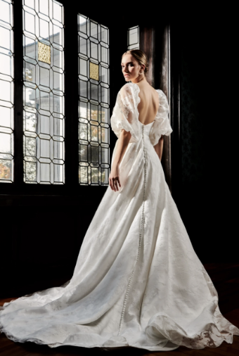 Kelly Faetanini Jardins w/Sleeve V1 #1 Ivory thumbnail