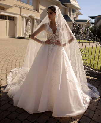 Eve of Milady Style# 1722 #3 default Diamond White thumbnail
