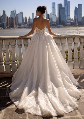 Eve of Milady Style# 1725 #6 default Diamond White thumbnail