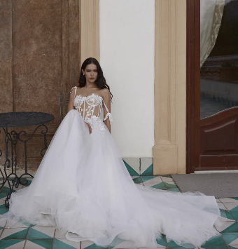Rara Avis Ulyana (RA) #1 White thumbnail